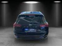 Gebraucht Ford Focus Titanium 125 PS (91 kW) 2025 Agate black Kombi