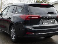 Neu Ford Focus Titanium X 155 PS (114 kW) 2026 Schwarz Limousine