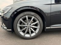 Gebraucht VW Passat Highline 150 PS (110 kW) 2015 Schwarz Kombi