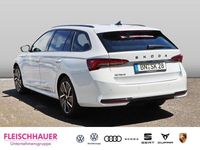 Gebraucht Skoda Octavia SportLine 150 PS (110 kW) 2024 Weiss Kombi