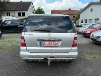Gebraucht Mercedes ML270 163 PS (119 kW) 2005 Silber SUV