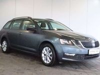 gebraucht Skoda Octavia 2.0 TDI DSG Tour FRONT+AHK+PDC+ALU