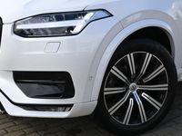 Gebraucht Volvo XC90 Ultimate 235 PS (172 kW) 2023 Crystal white / metallic SUV