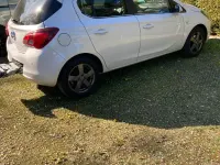 Usado Opel Corsa Innovation 101 HP (74 kW) 2017 Branco Citadino