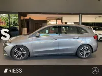 Gebraucht Mercedes B200 150 PS (110 kW) 2025 Grau Kleinwagen