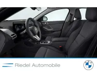 Neu BMW 114 170 PS (125 kW) 2026 Saphirschwarz metallic Kleinwagen
