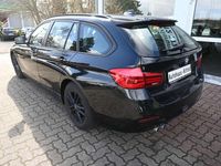 Gebraucht BMW 320 Advantage 190 PS (139 kW) 2016 Saphirschwarzmet. Kombi