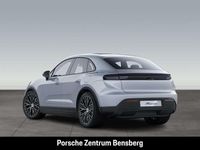 Neu Porsche Macan 4 Electric 300 kW (408 PS) 2026 Silber SUV