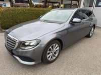 Gebraucht Mercedes E220 194 PS (142 kW) 2018 Grau Kombi