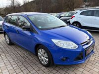 Gebraucht Ford Focus Trend 116 PS (85 kW) 2014 Blau Kombi