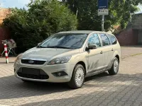 Gebraucht Ford Focus Titanium 145 PS (106 kW) 2009 Gold Limousine