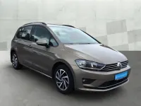 Second-hand VW Golf VII Sound 150 CP (110 kW) 2017 Auriu Berlinǎ