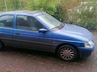 gebraucht Ford Escort 3-DOOR SEDAN