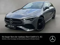 Gebraucht Mercedes CLA250e Night 163 PS (119 kW) 2024 Lack mountaingrau Coupé