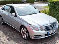 Usata Mercedes E200 184 CV (135 kW) 2012 Argento Berlina