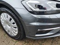 Gebraucht VW Golf VII Join 150 PS (110 kW) 2019 Grau metallic Kombi