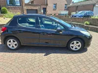 Gebraucht Peugeot 207 95 PS (69 kW) 2010 Schwarz Kleinwagen