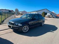 Gebraucht BMW 320 136 PS (100 kW) 2001 Schwarz Limousine