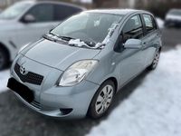 Gebraucht Toyota Yaris 90 PS (66 kW) 2007 Grau Kleinwagen