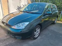 Second-hand Ford Focus 74 CP (54 kW) 2004 Verde Hatchback