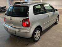 Gebraucht VW Polo 75 PS (55 kW) 2003 Grau Kleinwagen