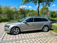 Gebraucht Skoda Superb Style 190 PS (139 kW) 2018 Beige Kombi