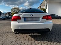 gebraucht BMW 330 E92 D XDrive M Paket /pano/Leder/Navi /facelift