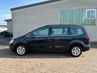 Gebraucht VW Sharan Comfortline 150 PS (110 kW) 2022 Schwarz Van / Kleinbus