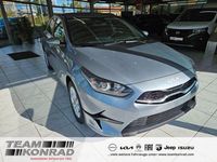Neu Kia Ceed Vision 99 PS (72 kW) 2026 Silber Kleinwagen