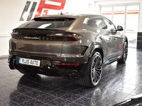 Neu Lamborghini Urus 799 PS (587 kW) 2026 Grau SUV