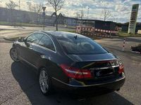 Gebraucht Mercedes E350 Elegance 231 PS (169 kW) 2008 Schwarz Limousine