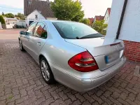 Gebraucht Mercedes E270 177 PS (130 kW) 2004 Silber Limousine