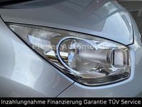 Gebraucht Kia Venga Vision 90 PS (66 kW) 2011 Silber Kleinwagen