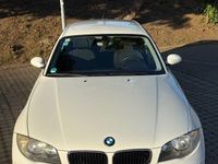 Gebraucht BMW 116 122 PS (89 kW) 2008 Weiß Kleinwagen