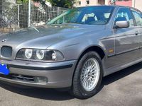 Gebraucht BMW 528 193 PS (141 kW) 1996 Grau Limousine