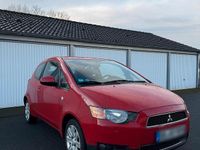 Gebraucht Mitsubishi Colt 95 PS (69 kW) 2011 Rot Kleinwagen