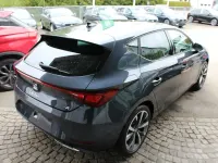 Nowe Seat Leon FR 150 KM (110 kW) 2025 Szary Sedan/Limuzyna