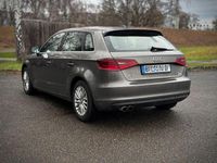 Gebraucht Audi A3 Ambiente 150 PS (110 kW) 2014 Andere farben Limousine