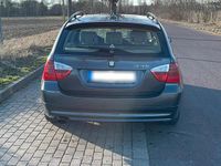 Gebraucht BMW 320 170 PS (125 kW) 2008 Grau Kombi