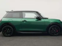 Gebraucht Mini John Cooper Works 231 PS (169 kW) 2025 Grün Kleinwagen