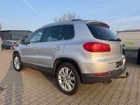 Gebraucht VW Tiguan Life 122 PS (89 kW) 2013 Reflexsilber metallic SUV