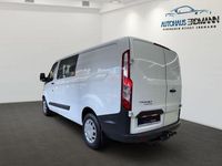 Gebraucht Ford Transit Custom 131 PS (96 kW) 2017 Frozen white Van / Kleinbus
