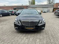 Gebraucht Mercedes E350 231 PS (169 kW) 2010 Obsidianschwarz  metalliclack Kombi