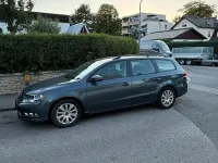 Gebraucht VW Passat 105 PS (77 kW) 2014 Grau Kombi