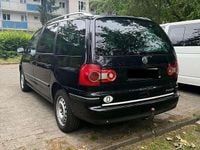 Gebraucht VW Sharan Trendline 140 PS (102 kW) 2007 Schwarz Van / Kleinbus