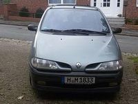 Gebraucht Renault Mégane 101 PS (74 kW) 1998 Grau