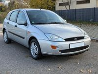 Gebraucht Ford Focus 101 PS (74 kW) 2001 Silber Limousine