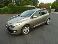 Gebraucht Renault Mégane III Initiale Paris 132 PS (97 kW) 2013 Gold Limousine