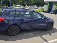 Gebraucht Opel Astra 100 PS (73 kW) 2013 Blau Kombi