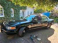 Second-hand Ford Crown 250 CP (183 kW) 2011 Negru Berlinǎ